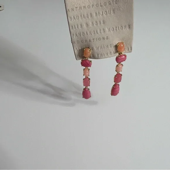 NWT ANTHROPOLOGIE Stone Drop Earrings Pink Peach Gold - Picture 5 of 5